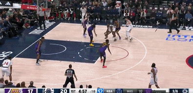 电子png游戏到点了！小卡打满24分钟13中9拿下19分4助 第三节连续教科书单挑