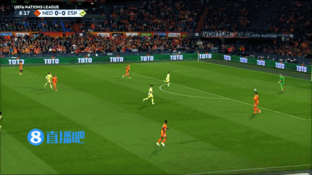 png电子反客为主！亚马尔断球，佩德里助攻尼科-威廉姆斯禁区内卧射破门