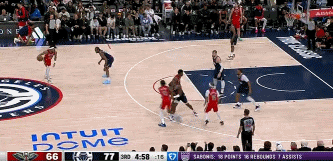 png电子这个运动能力！鹈鹕里夫斯抛投不中 米西起飞滑翔隔着祖巴茨补扣