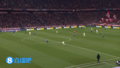 png电子官网这机会你不进😱奥利塞喂出好饼，凯恩近距离打门中柱+跪地捂脸