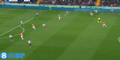 png电子这球干脆！莱奥禁区线不停球打门得手，福法纳助攻