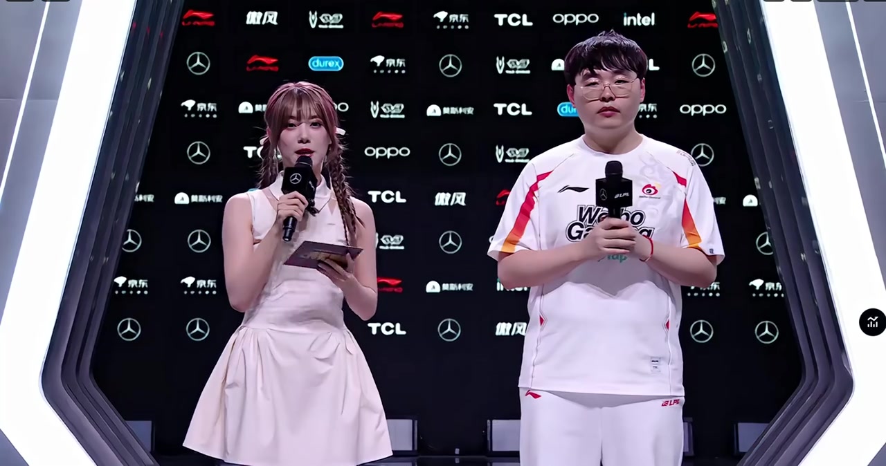 png电子官网Breathe采访：好久没有感受到这么激情的氛围了，谢谢大家