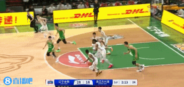 png电子官网穿针引线！孙铭徽助攻帽子戏法 广厦连中三球完成6-0打停辽宁