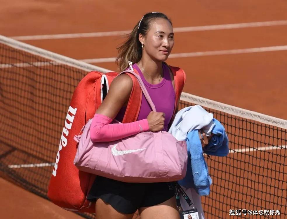 下下签！郑钦文太背了，连续3站遭遇萨巴伦卡