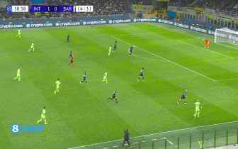 电子png游戏两人封不住他！亚马尔再次1V2强行突破成功，被第3人放铲破坏