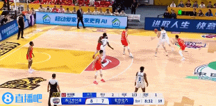 png电子网站来势汹汹！北京精彩配合 周琦内线接球转身面对空篮双手暴扣