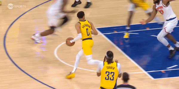 png电子官网什么神仙？😲哈利伯顿本季最后2分钟扳平/反超球14中12 太离谱