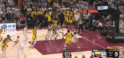 png电子官网什么神仙？😲哈利伯顿本季最后2分钟扳平/反超球14中12 太离谱