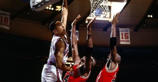 png电子网站32年前的今天 “疯子”约翰-斯塔克斯东决G2隔扣乔丹和格兰特