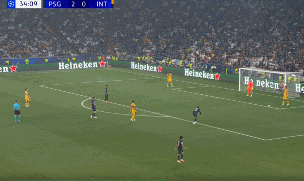 png电子官网这防守积极性！登贝莱狩猎眼神+姿态，预备起跑震慑索默开球