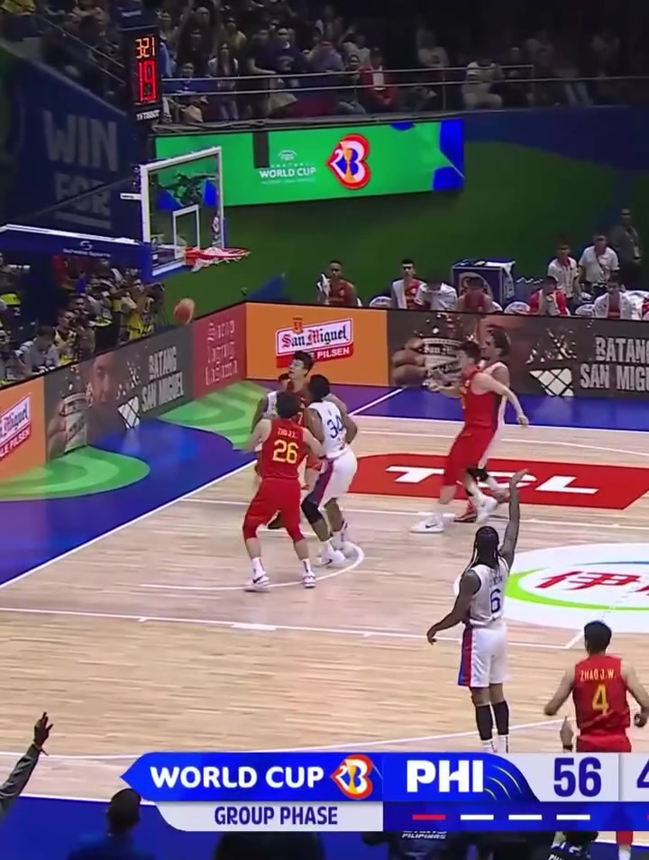 电子png游戏痛苦回忆🥹FIBA祝克拉克森33岁生日快乐 配上他暴打中国队视频